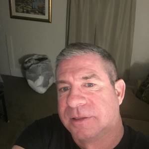 Meet your Posher, Tom